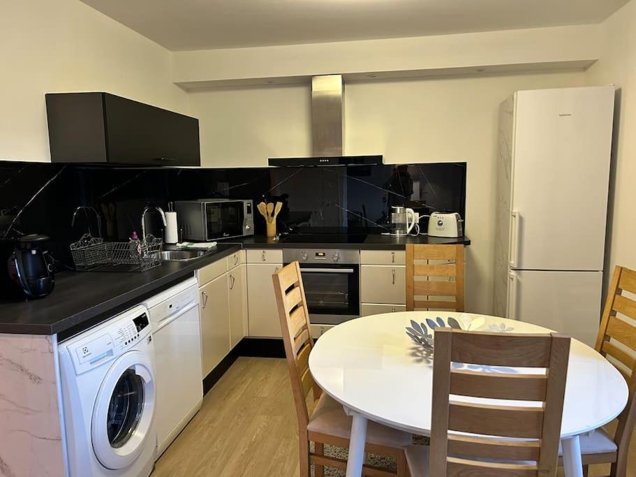 Appartement 3 Chambres A Annecy Dans Maison Pour 2 A 8 Personnes Экстерьер фото